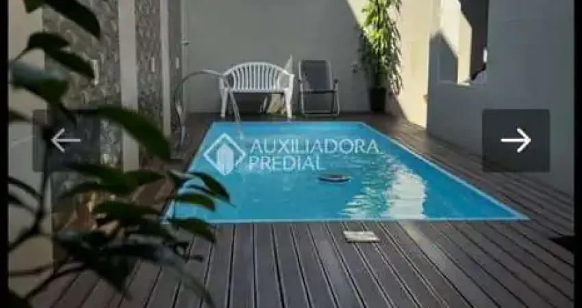 Casa com 3 quartos à venda na Professor Aureliano Francisco de Medeiros, 457, Aririu, Palhoça