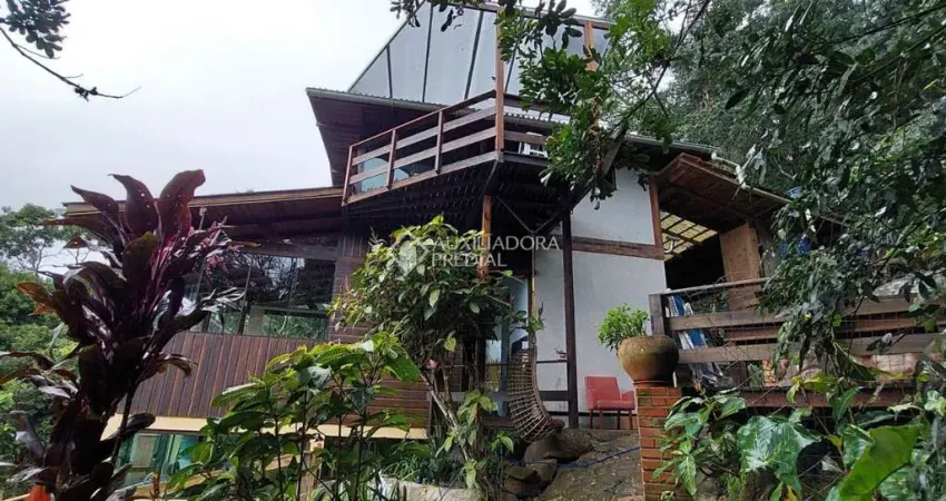 Casa com 1 quarto à venda na Rodovia Francisco Thomaz dos Santos, 5260, Armação do Pântano do Sul, Florianópolis