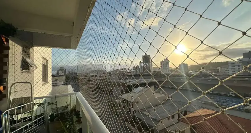 Apartamento com 2 quartos à venda na Rua Tiradentes, 240, Kobrasol, São José