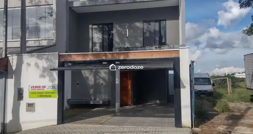 Casa com 3 quartos à venda na Rua Taranto, 49, Residencial Santa Paula, Jacareí