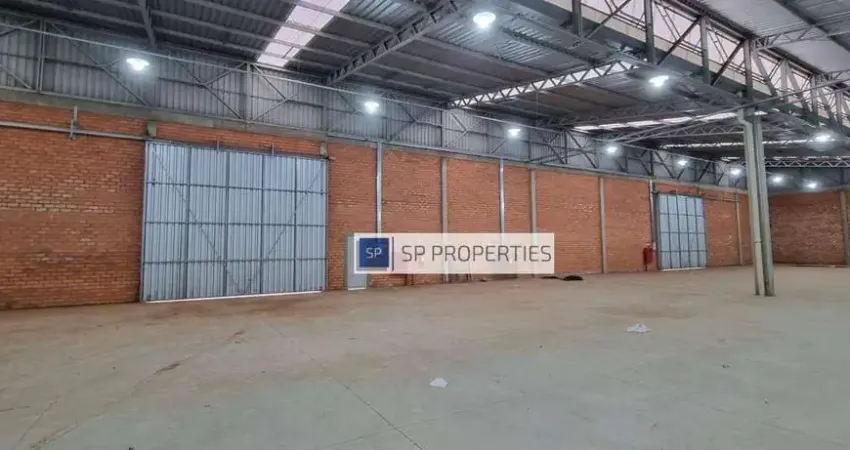 Galpão para alugar, 3000 m² por R$ 40.000/mês - Botucatu/SP
