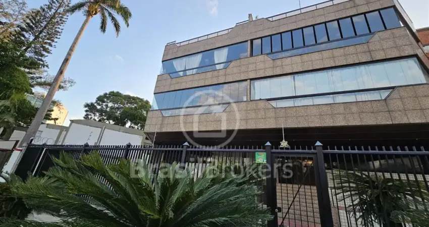 Apartamento Frontal no Recreio - Varandão 2 quartos a poucos passos da praia.