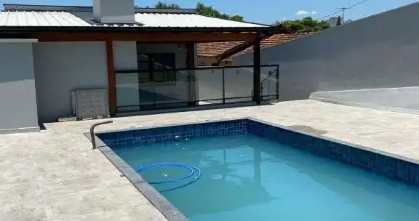 Casa com 3 quartos à venda no Saguaçu, Joinville