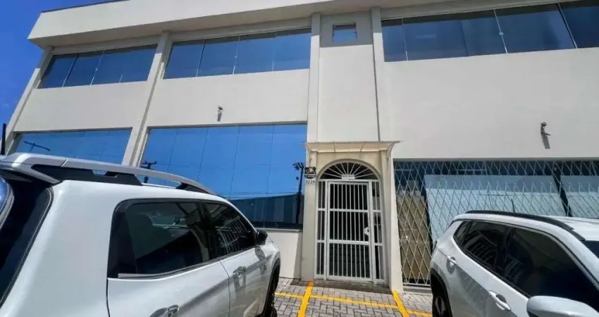 Sala comercial para alugar no América, Joinville 