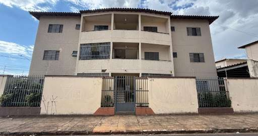 Apartamento com 3 dormitórios à venda, 76 m² por R$ 230.000,00 - Estados Unidos - Uberaba/MG