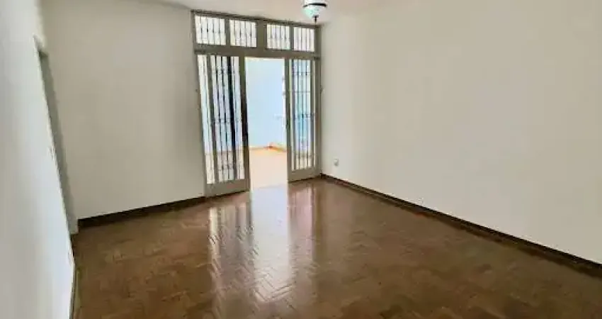 Casa com 3 dormitórios à venda, 230 m² por R$ 735.000,00 - Abadia - Uberaba/MG