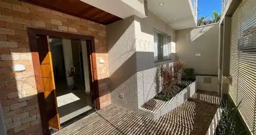 Casa à venda, 322 m² por R$ 965.000,00 - Parque do Mirante - Uberaba/MG