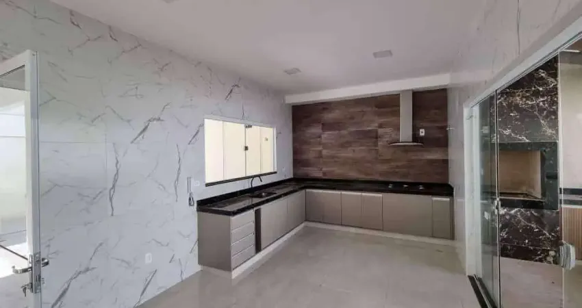 Casa com 3 quartos sendo uma suíte à venda, 250 m² por R$ 600.000 - Laranjeiras - Uberaba/MG