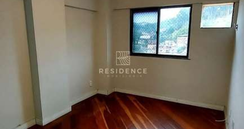Apartamento duplex à Venda, Ano Bom, Barra Mansa, RJ