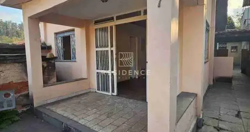 Casa com 4 quartos à venda no Sessenta, Volta Redonda