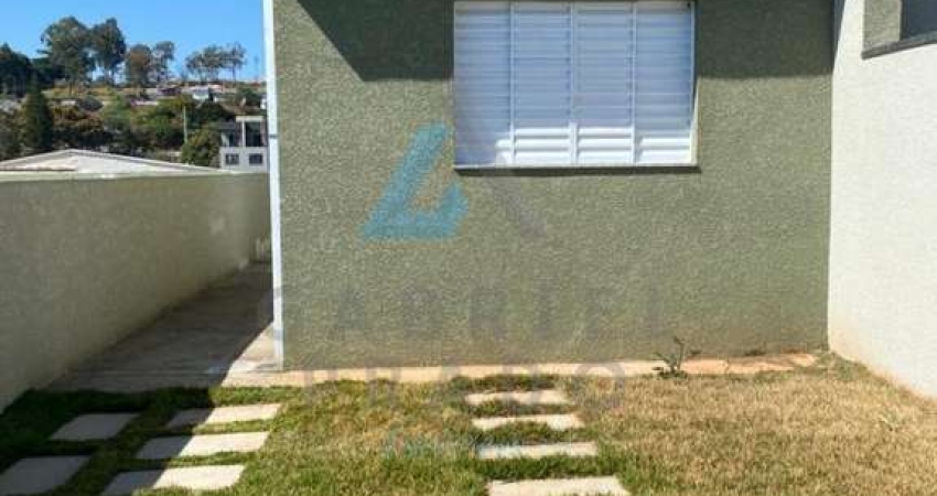Casa para Venda em Atibaia, Vila Santa Helena, 2 dormitórios, 1 suíte, 2 banheiros, 2 vagas