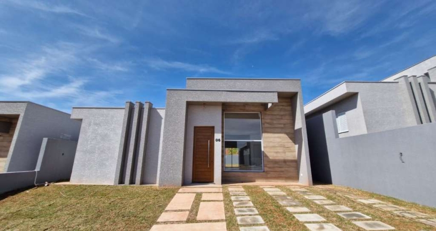 Casa para Venda em Atibaia, Villaggio Terra Nova, 3 dormitórios, 3 suítes, 4 banheiros, 2 vagas