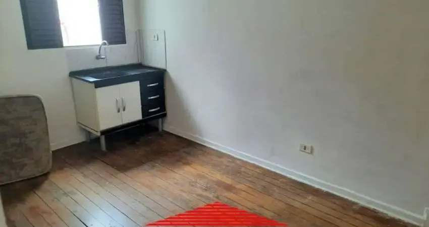 Casa com 3 quartos à venda na Rua Teodureto Souto, 709, Cambuci, São Paulo
