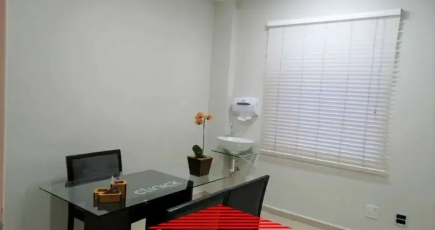 Comercial com excelente passagem de pessoas e veiculos.