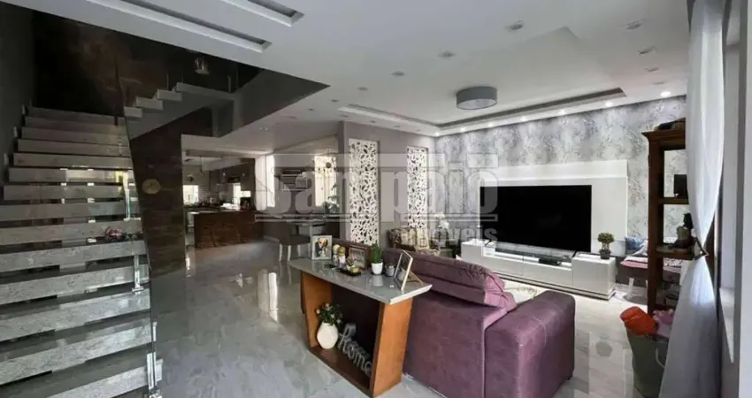 Excelente Casa duplex com 3 suites, Condomínio Golden Village - Campo Grande