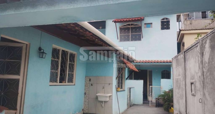 2 Casas e 1 Quitinete no mesmo Terreno - Bom para investimento!