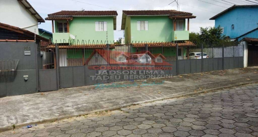 Sobrado em condomínio na Martim de Sá- Excelente para renda!