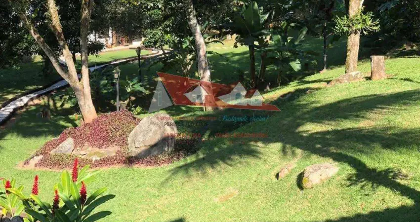 TERRENO NO PORTAL DO CARMO - PRAIA DE GUAECÁ- SÃO SEBASTIÃO/SP