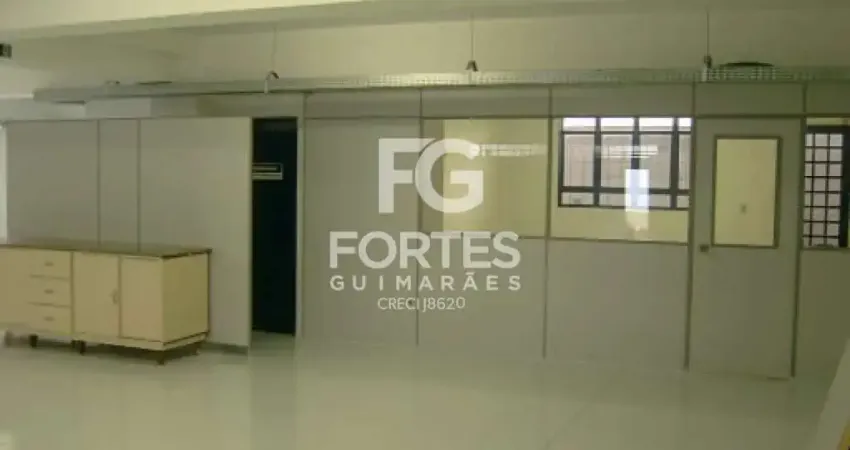 Salão com ótima localização com 260m² no Jardim Anhanguera