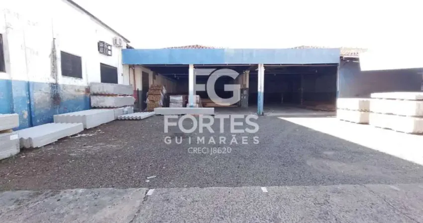 Imóvel comercial com 2700 m² de área construída no bairro jardim mosteiro!