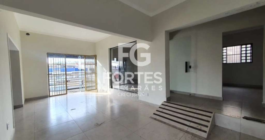 Casa Comercial com 234 m² com excelente localização.