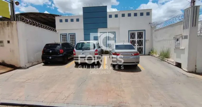 Maravilhoso Conjunto Comercial Térreo Face Sombra ao lado da avenida Nove de Julho (parte onde a obra já esta pronta e com grande ascensão comercial), entre as avenidas Portugal e Antônio Diederichsen