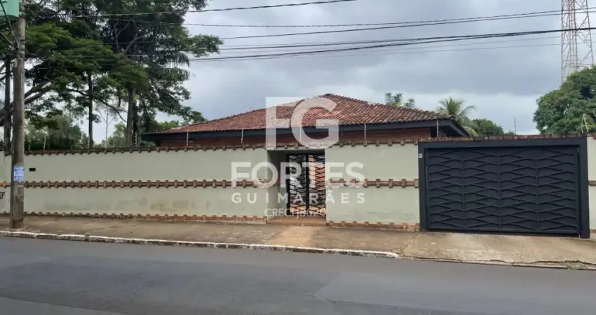 Casa comercial para locação, 05 salas, 1803 m² de terreno, 18 vagas de garagem p/ clientes, república