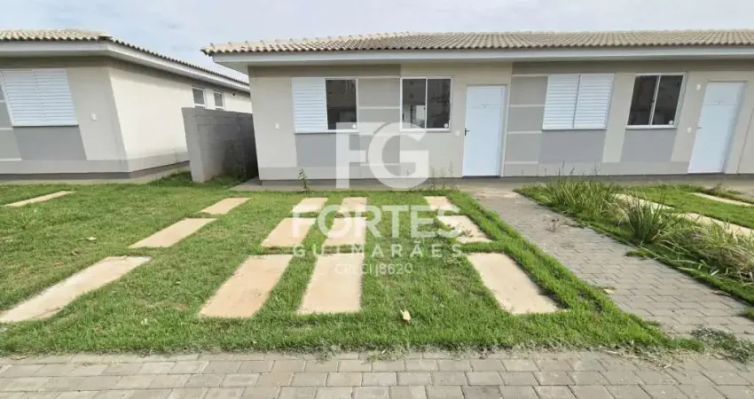 Casa térrea 48m² com 2 quartos sendo 1 suíte, no condomínio palácio de turim;