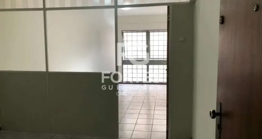 Sala comercial primeiro (1º) andar, entre as avenidas cel fernando ferreira leite e joão fiusa, com 33m² au em vão livre (divisória reversível), ares condicionados, 01 wc privativo e 01 vaga de garage