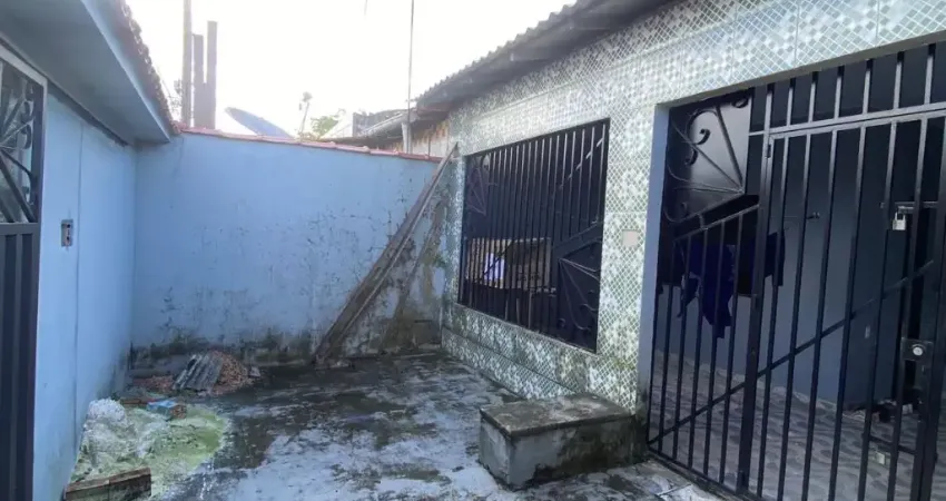 Casa com 2 quartos à venda na Estrada do Icuí-Guajará, 30, Icuí-Guajará, Ananindeua