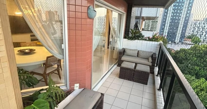 Alugo apartamento mobiliado 4 quartos sendo 3 suítes