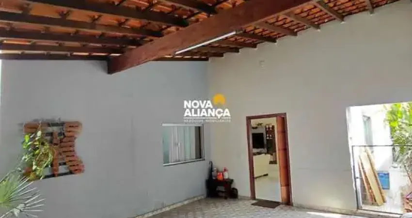 Casa com 3 quartos à venda no Jardim Elza Amuí I, Uberaba