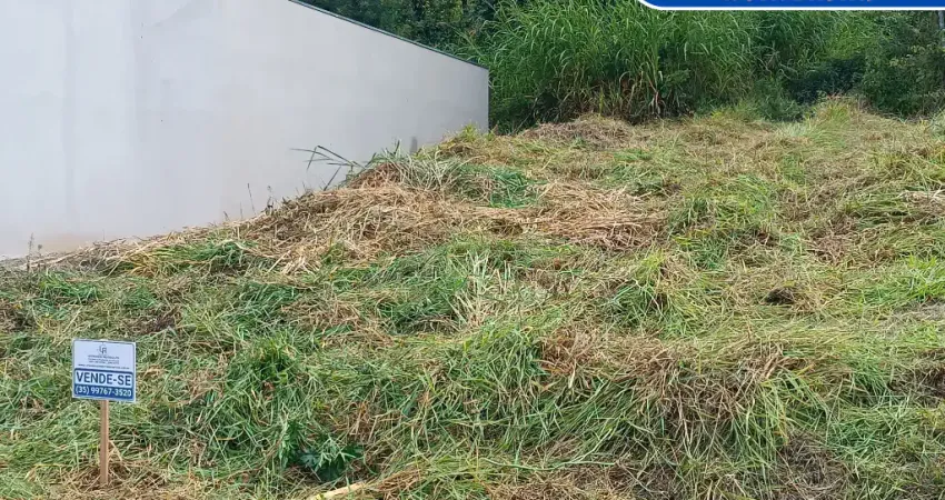 OPORTUNIDADE! TERRENO NO VALE DAS HORTÊNSIAS EM ITAJUBÁ, MG