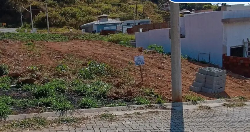 LOTE/TERRENO TERRAPLANADO VALE DAS HORTÊNCIAS EM ITAJUBÁ, MG