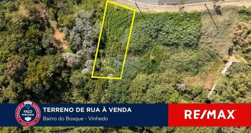 Terreno a venda com 601 m² no bairro do Bosque em Vinhedo-SP