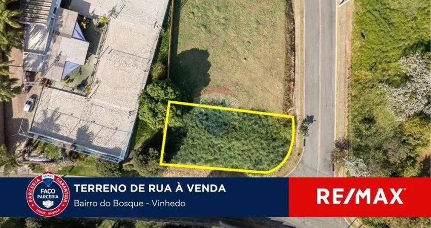 Terreno a venda com 670 m² no bairro do Bosque em Vinhedo-SP