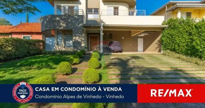 Casa a venda com 5 quartos/suítes no Condomínio Alpes de Vinhedo, com 384m²
