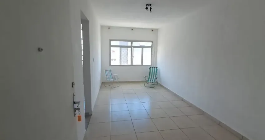 Sala living em frente praia para alugar 35m² itararé, são vicente - sp