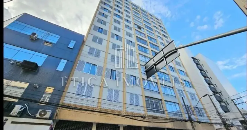 Apartamento com 3 quartos para alugar na Rua Marechal Deodoro, 1115, Centro, Curitiba