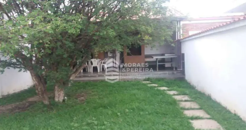 Casa com 3 dormitórios à venda, 221 m² por R$ 1.060.000,00 - Alto do Tabaú - Pindamonhangaba/SP