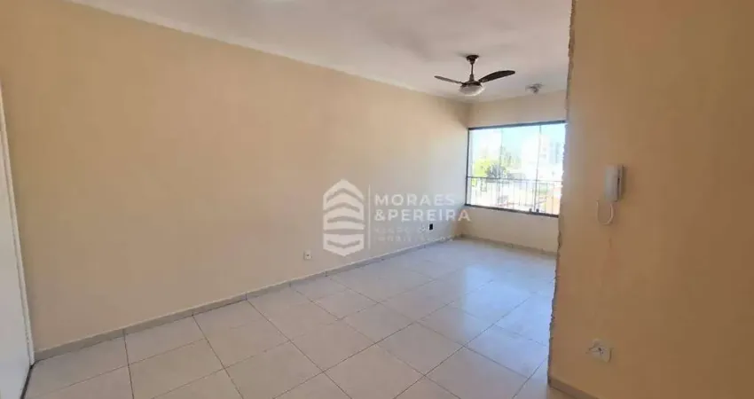 Apartamento com 3 dormitórios para alugar, 80 m² por R$ 1.680,00/mês - Boa Vista - Pindamonhangaba/SP
