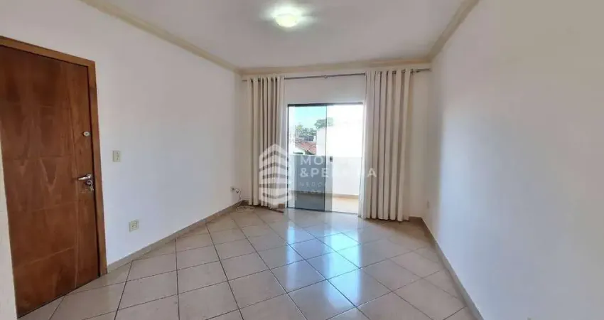Apartamento com 3 dormitórios para alugar, 110 m² por r$ 1.800,00/mês - alto do cardoso - pindamonhangaba/sp