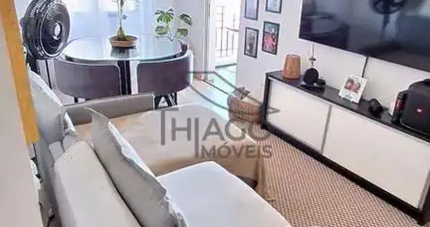 Apartamento lindo e todo mobiliador, de um dormitório, sala com sacada, vaga coberta e livre à vend