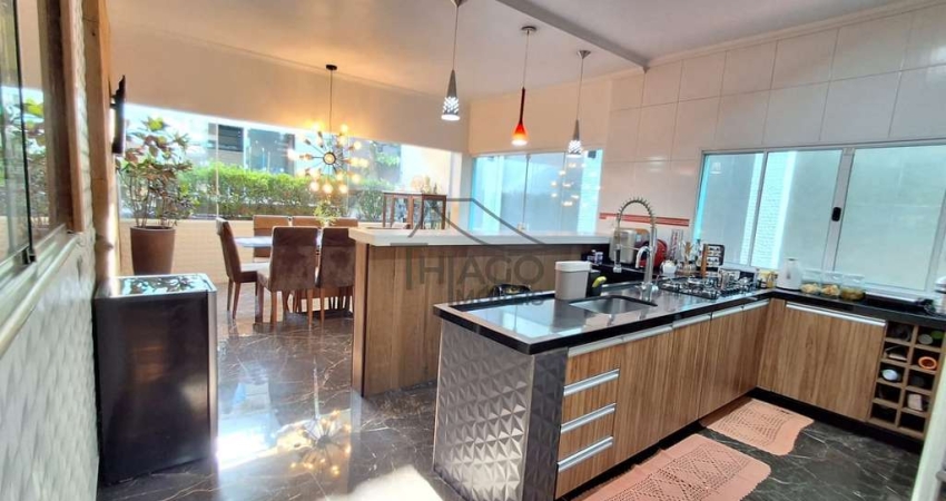 Sobrado de alto padrão com piscina, area gourmet, 3 dormitorios, duas vagas, à venda no bairro do B
