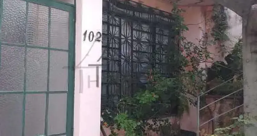 Sobrado a venda com 350m² sendo 3 dormitórios localizado próximo ao metrô Belém, São Paulo, SP