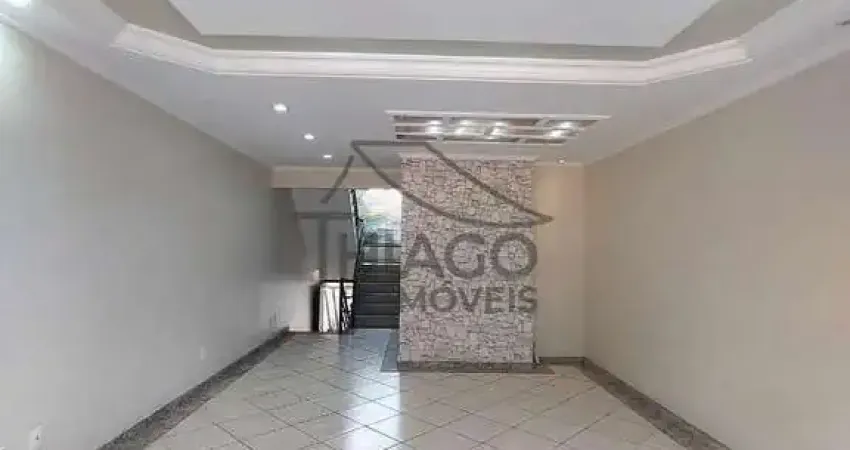 Lindo Sobrado em condominio fechado, 3 dormitórios, 2 vagas de garagem, e condominio com lazer à ve