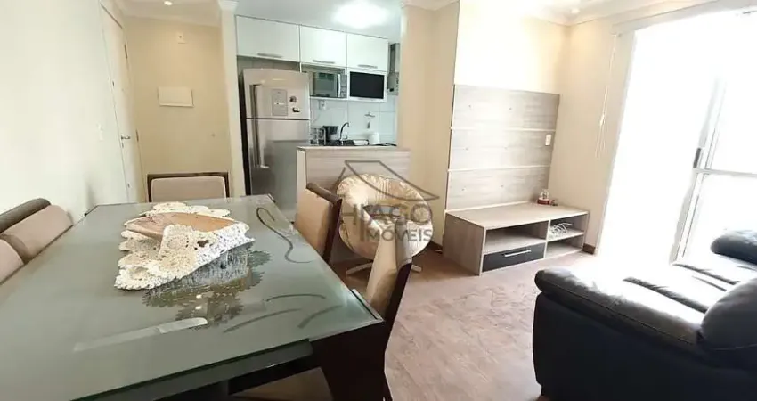 Lindo apartamento totalmente mobiliado, com dois dormitórios, suíte, vaga e lazer completo para loc
