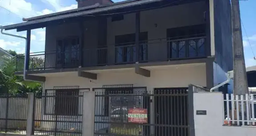 Casa para Venda em Barra Velha, CENTRO, 5 dormitórios, 1 suíte, 3 banheiros, 3 vagas