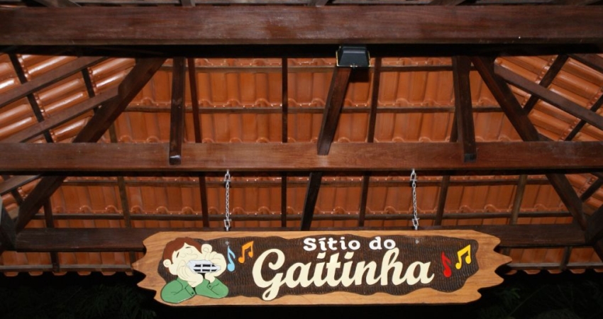 Chácara / sítio com 5 quartos à venda em Santa Cruz, Rio de Janeiro 