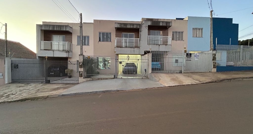 Sobrado à Venda – 3 Quartos (1 Suíte) | R$ 360.000,00
